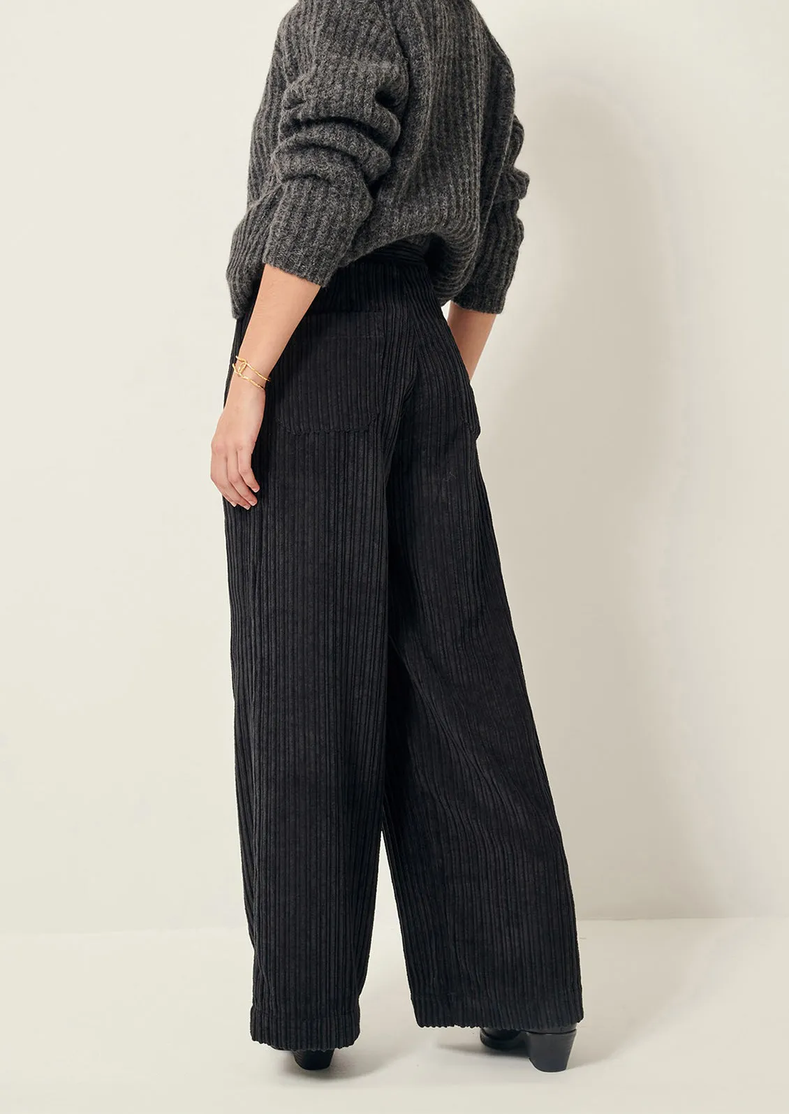 Cap East Corduroy Pant