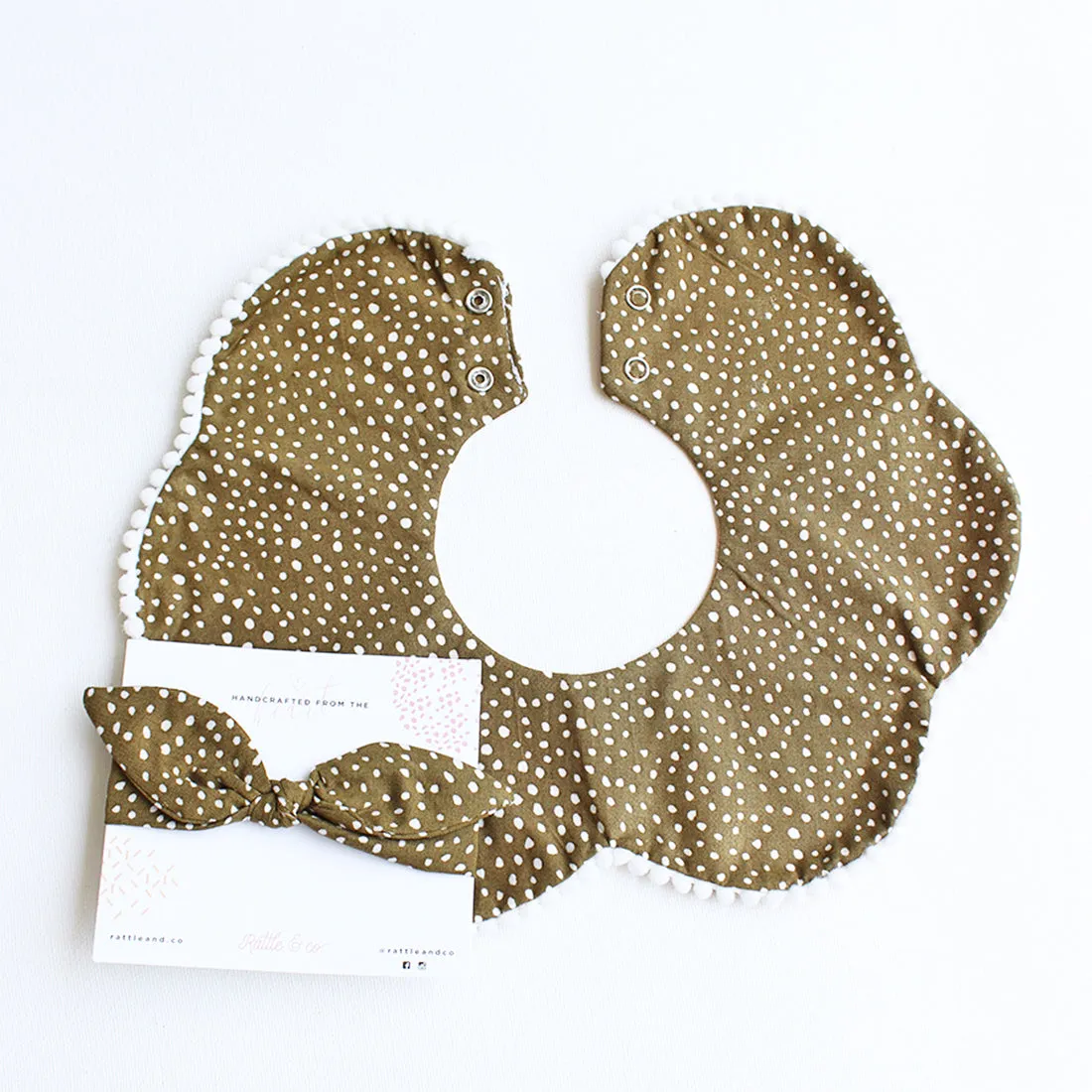 Summer Safari Bib   Bow Set