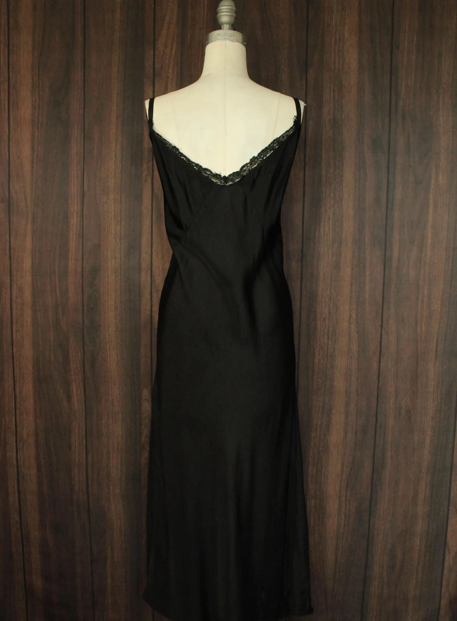 Vintage 1940s 1950s Volup Size Black Full Slip