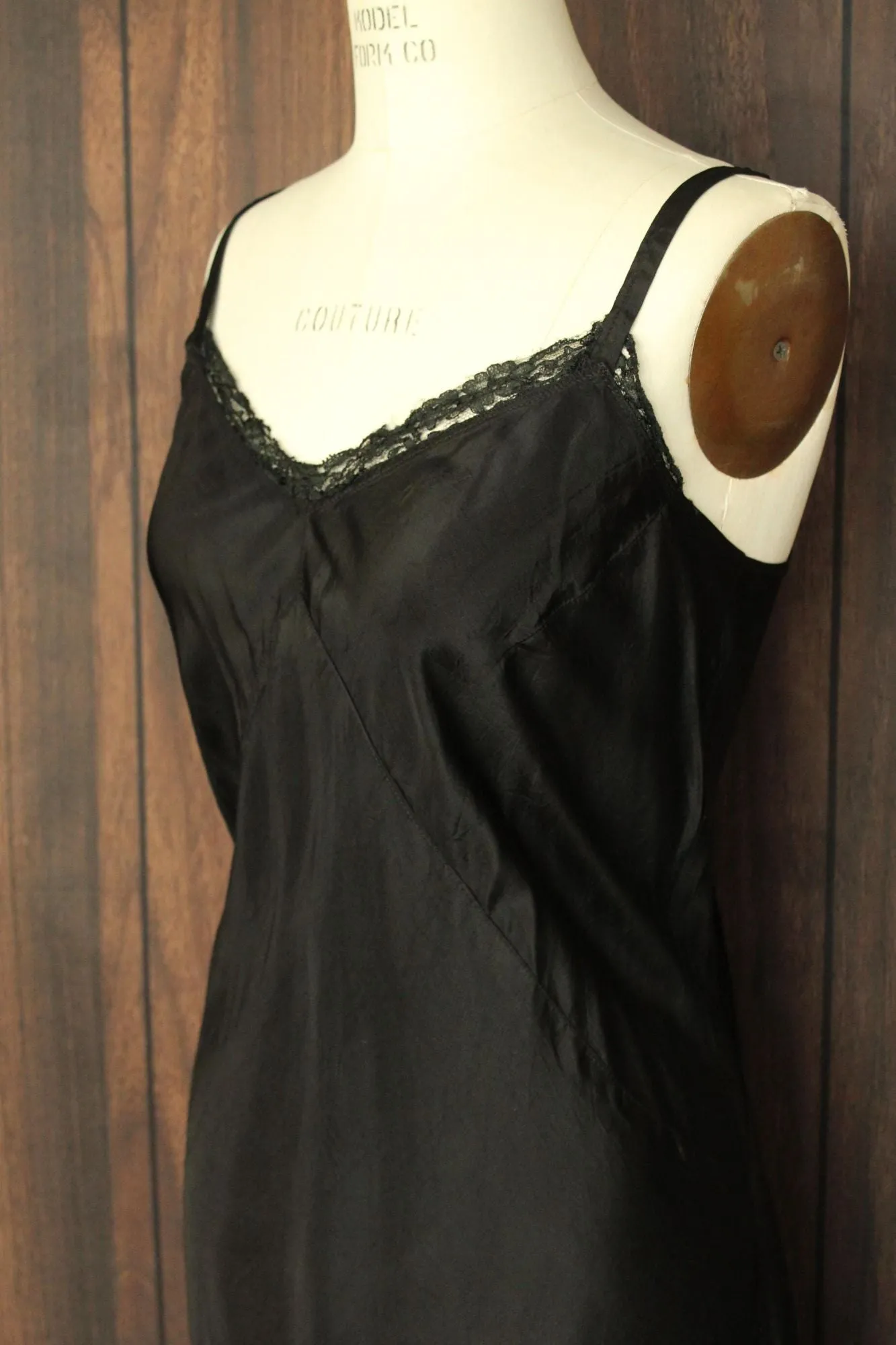 Vintage 1940s 1950s Volup Size Black Full Slip