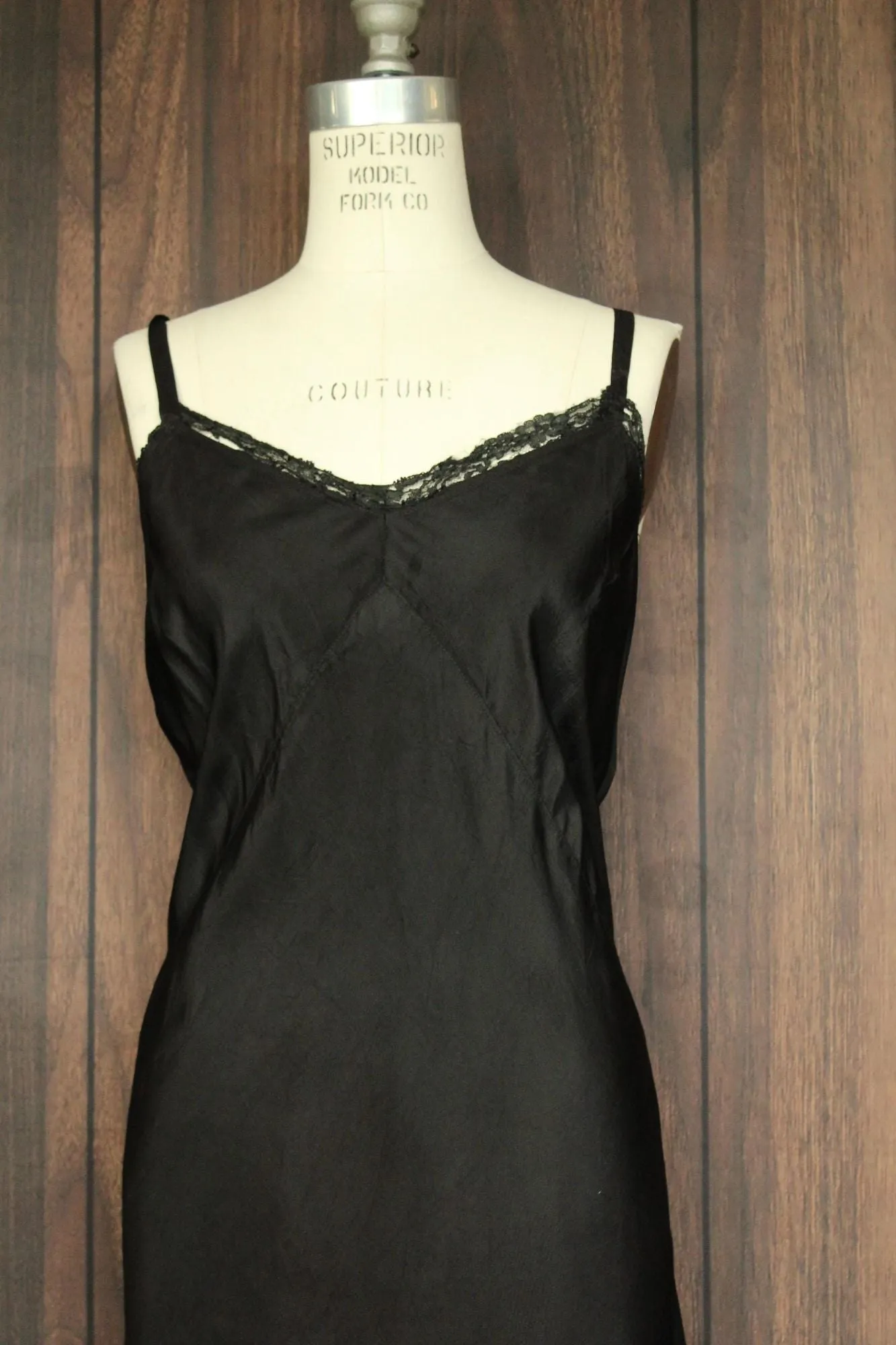 Vintage 1940s 1950s Volup Size Black Full Slip