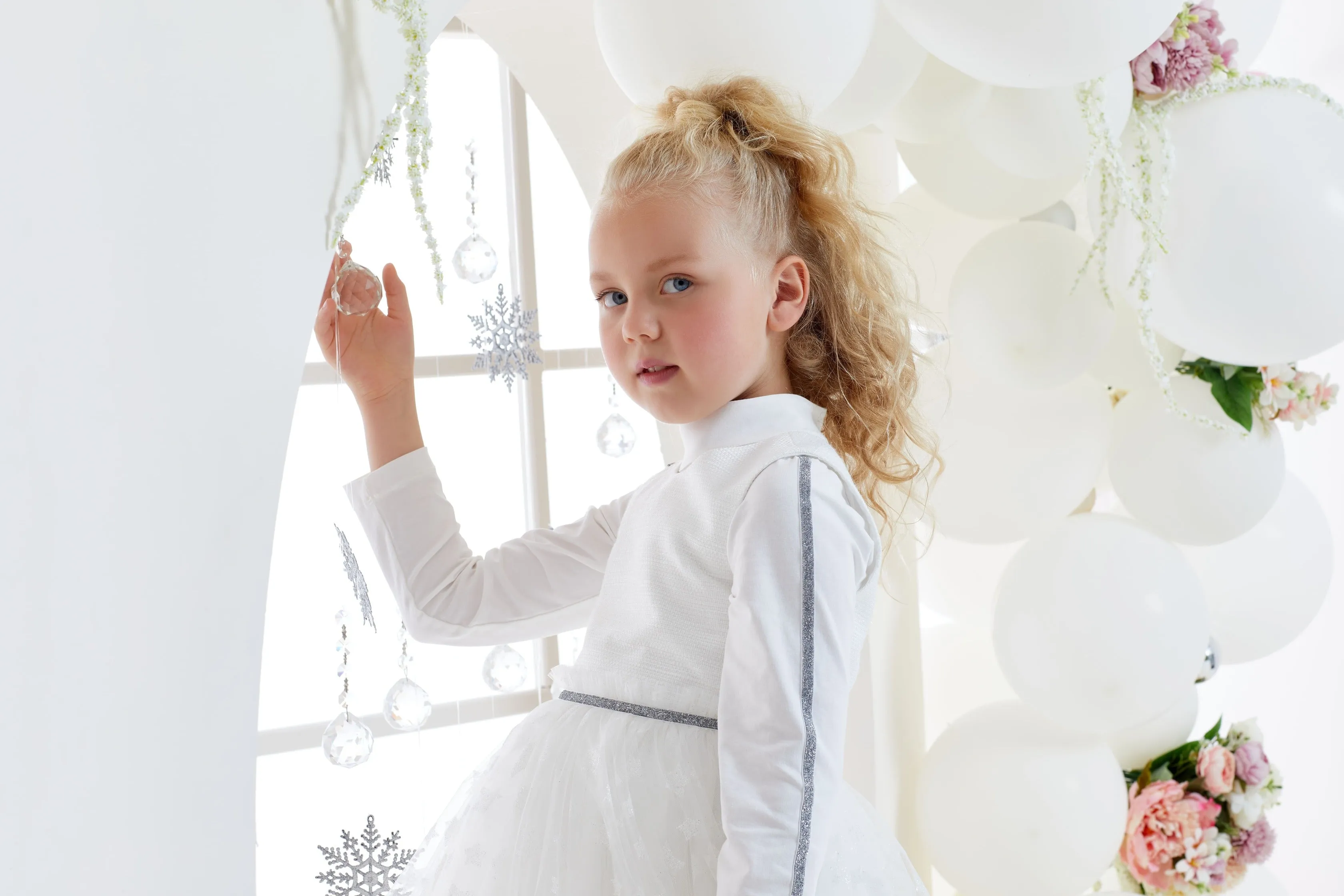White Christmas Girls Outfit Set with Sleeveless Dress and long-sleeved shirt
