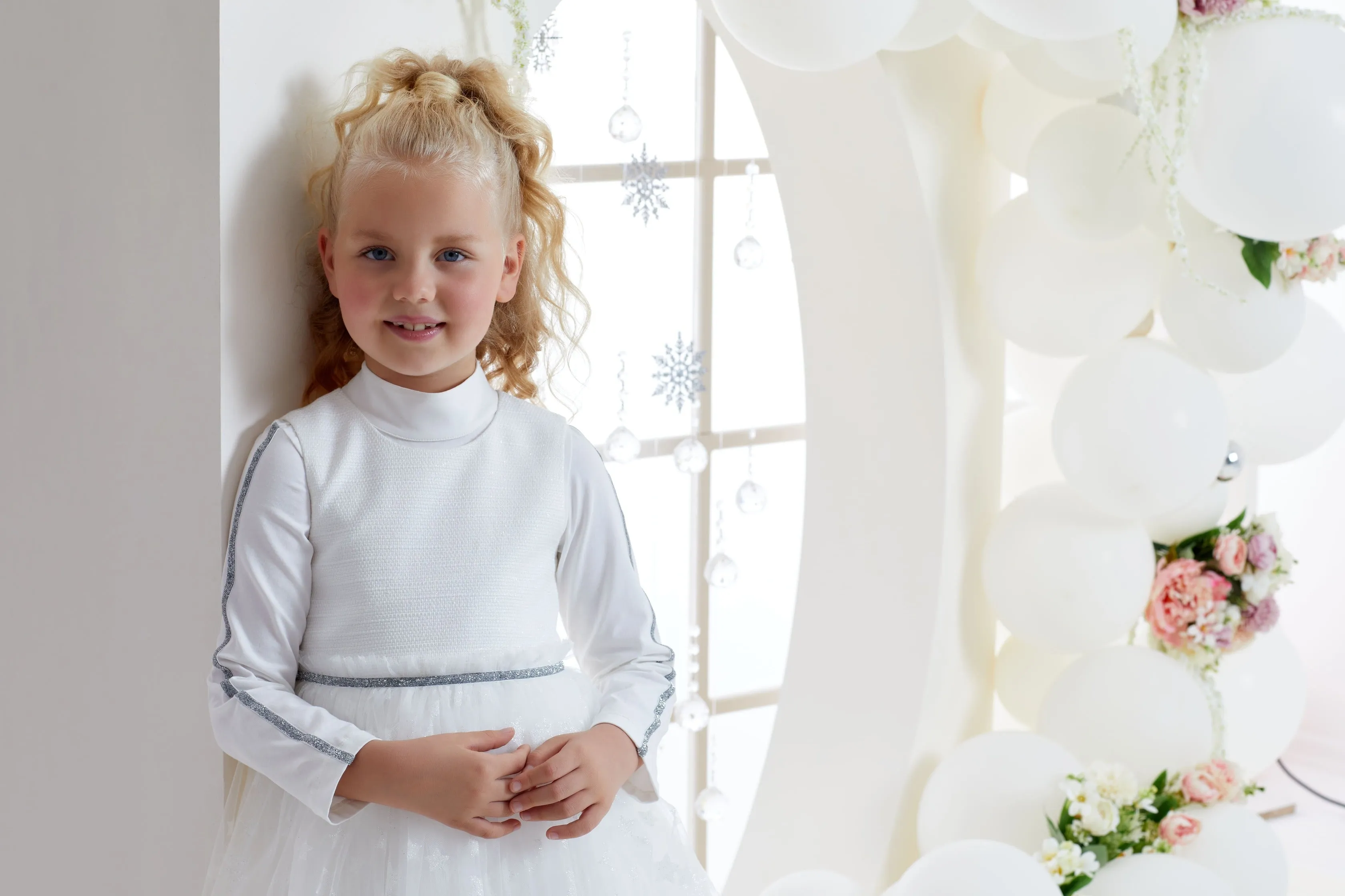 White Christmas Girls Outfit Set with Sleeveless Dress and long-sleeved shirt