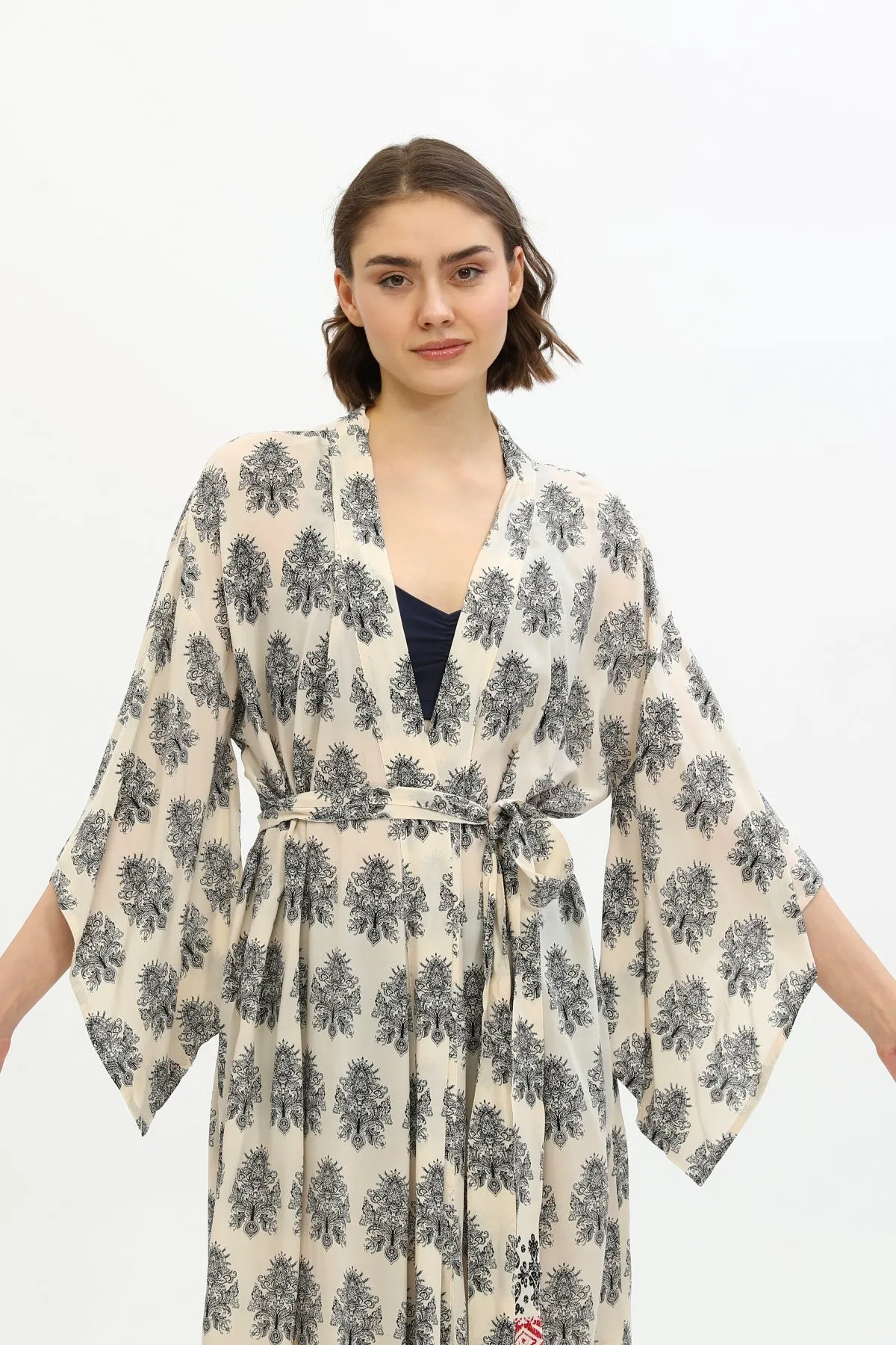 Zada - Kimono Long - Cream Paisley